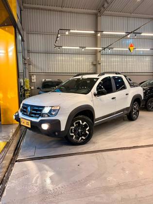 RENAULT OROCH 1.3 TCE FLEX OUTSIDER X-TRONIC RENAULT OROCH 1.3 TCE FLEX OUTSIDER X-TRONIC
